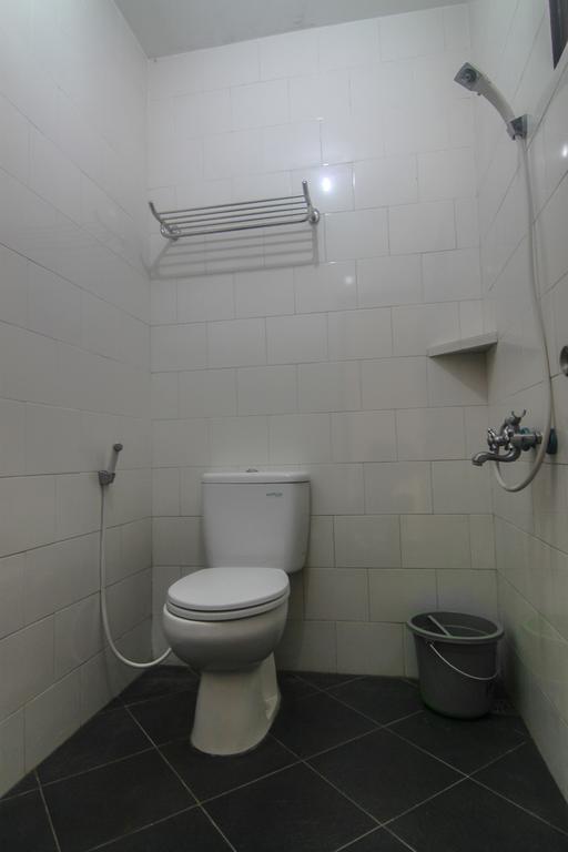 Hotel Cemerlang バトゥラデン 部屋 写真