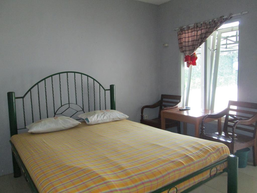 Hotel Cemerlang バトゥラデン 部屋 写真